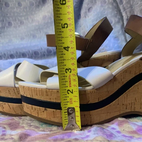 Micheal Kors Wedge - Picture 6 of 6